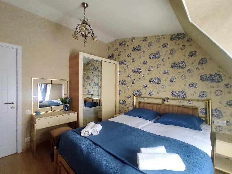Apartment In Agmashenebeli Tbilisi