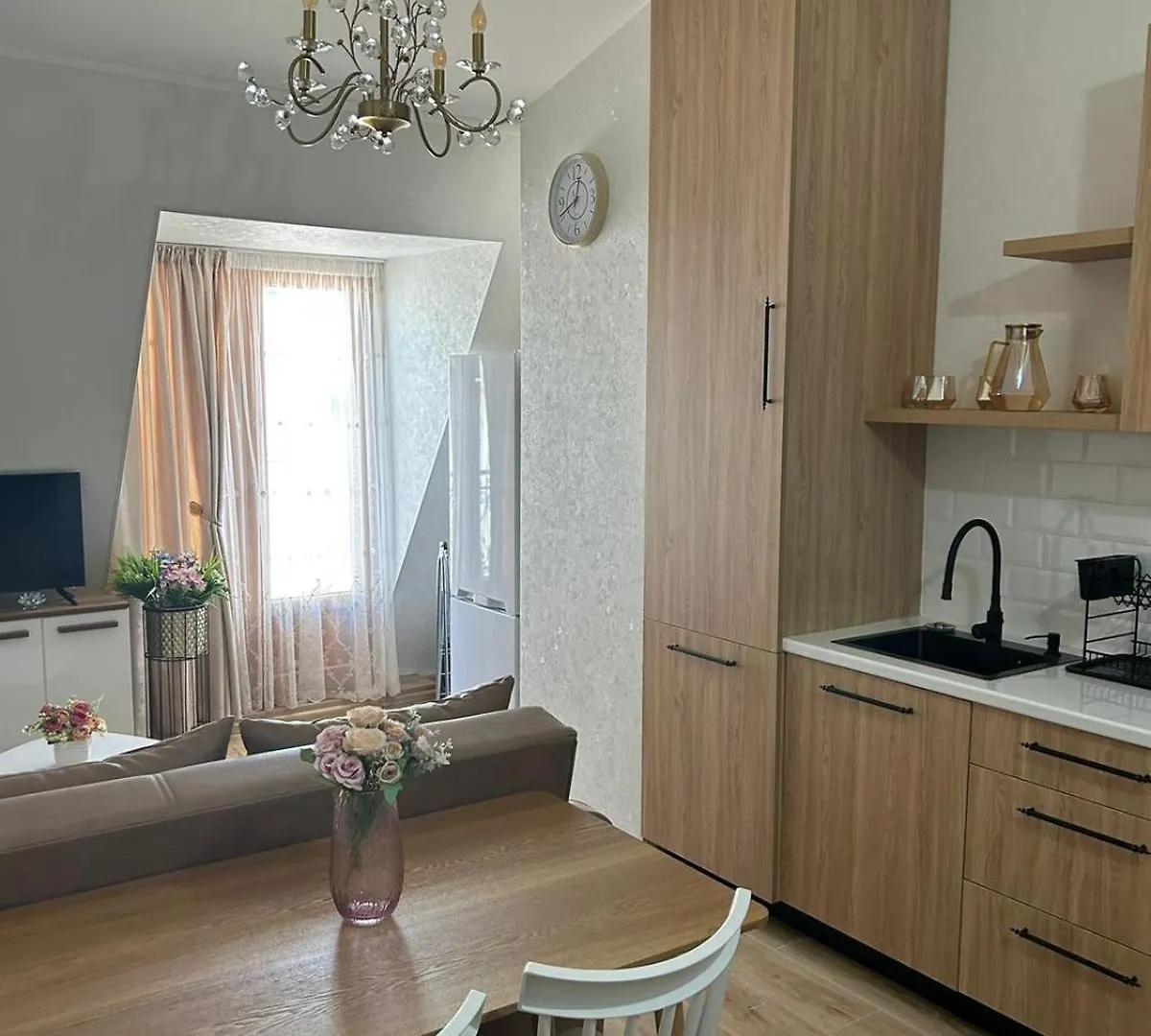 Apartment In Agmashenebeli Tbilisi